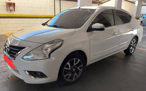 NISSAN VERSA 1.6 16V FLEXSTART UNIQUE 4P XTRONIC